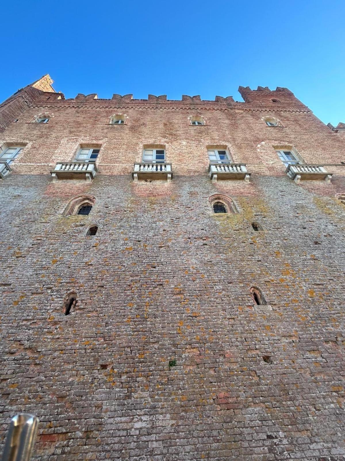Al Vicolo Uno Hotel Montemagno  Exterior photo